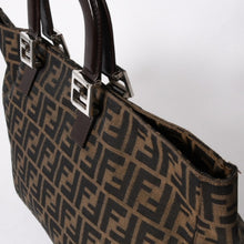 Load the image into the gallery viewer. FENDI フェンディ ハンドバッグ トートバッグ ズッカ柄 キャンバス レザー ブラウン シルバー金具 美品 中古 4a006513