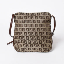 画像をギャラリービューアに読み込む, 極美品 FENDI フェンディ ズッキーノ ショルダーバッグ 8BT075 キャンバス レザー ベージュ ブラウン ゴールド金具 中古 4a006515
