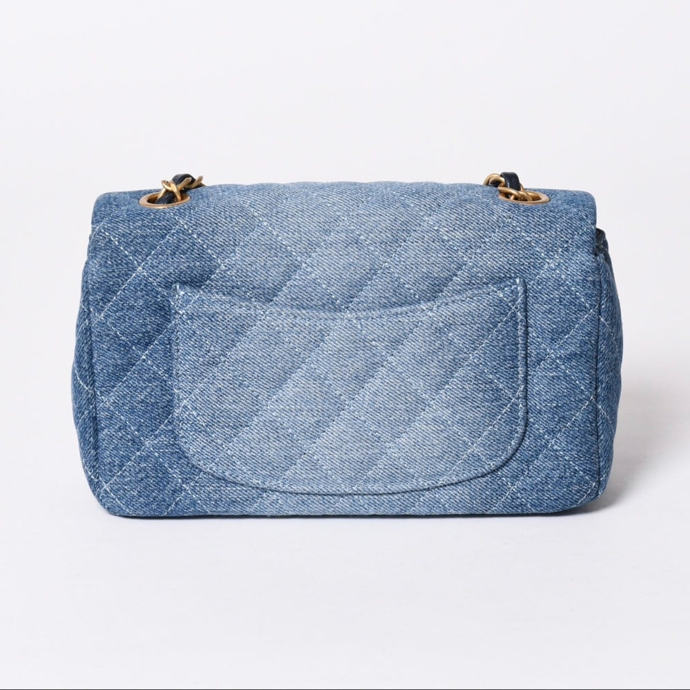 新品同様品 CHANEL シャネル ミニマトラッセ20 ココマーク グラデーション デニム チェーンショルダーバッグ ショルダーバッグ ランダム番台 ブルー 中古 4a006403