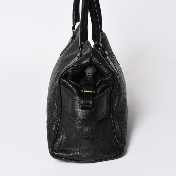 極美品 FENDI フェンディ エトニコ ハンドバッグ ズッカ FFロゴ ブラック レザー アンティークゴールド金具 中古 4a006517