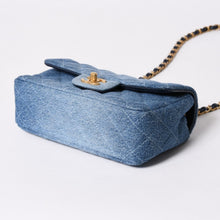 将图片加载到图库查看器中。 新品同様品 CHANEL シャネル ミニマトラッセ20 ココマーク グラデーション デニム チェーンショルダーバッグ ショルダーバッグ ランダム番台 ブルー 中古 4a006403
