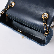 将图片加载到图库查看器中。 新品同様品 CHANEL シャネル ミニマトラッセ20 ココマーク グラデーション デニム チェーンショルダーバッグ ショルダーバッグ ランダム番台 ブルー 中古 4a006403