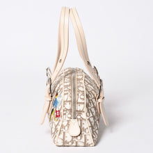 将图片加载到图库查看器中。 極美品 CHRISTIAN DIOR クリスチャンディオール トロッター フラワー刺繍 ミニボストンバッグ ガリアーノ期 ベージュ マルチカラー コットンキャンバス 中古 4a006397