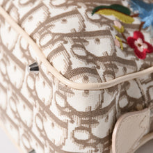 将图片加载到图库查看器中。 極美品 CHRISTIAN DIOR クリスチャンディオール トロッター フラワー刺繍 ミニボストンバッグ ガリアーノ期 ベージュ マルチカラー コットンキャンバス 中古 4a006397