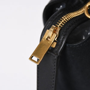 新品同様品 YVES SAINT LAURENT イヴサンローラン ベイビーカバス 2WAYバッグ ハンドバッグ ショルダーバッグ ブラック ゴールド金具 中古 4a006229