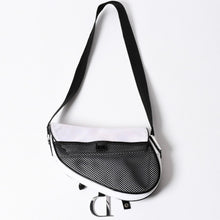 Load the image into the gallery viewer. 極美品 Christian Dior クリスチャンディオール サドルバッグ ショルダーバッグ RU0012 ナイロンキャンバス パテント ガリアーノ期 中古 4a004774