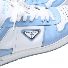 Load the image into the gallery viewer. PRADA プラダ スニーカー ダウンタウン レザー トライアングルロゴ 靴 ホワイト ブルー 2EE364 サイズ11 美品 中古 4a006552