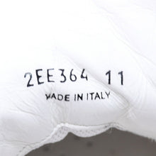 Load the image into the gallery viewer. PRADA プラダ スニーカー ダウンタウン レザー トライアングルロゴ 靴 ホワイト ブルー 2EE364 サイズ11 美品 中古 4a006552