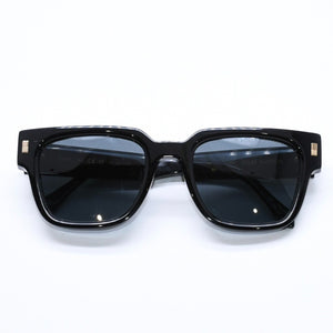 Mint condition LOUIS VUITTON sunglasses, Escape square style, Z1496E, black, size 53.◻22 Used 4a006542