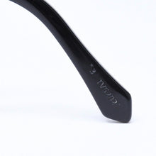 Load the image into the gallery viewer. 極美品 LOUIS VUITTON ルイヴィトン サングラス アイウェア エスケイプ スクエア Z1496E ブラック サイズ53◻︎22 中古 4a006542
