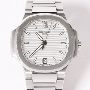 PATEK PHILIPPE パテック フィリップ NAUTILUS ノーチラス 腕時計 7118/1A-010 ステンレススチール シルバー文字盤 極美品 中古 4a006554
