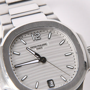 PATEK PHILIPPE パテック フィリップ NAUTILUS ノーチラス 腕時計 7118/1A-010 ステンレススチール シルバー文字盤 極美品 中古 4a006554