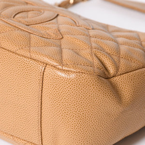 極美品 CHANEL シャネル チェーンワンショルダーバッグ 8番台 ココマーク パッチ キャビアスキン ベージュ ゴールド金具 中古 4a006583