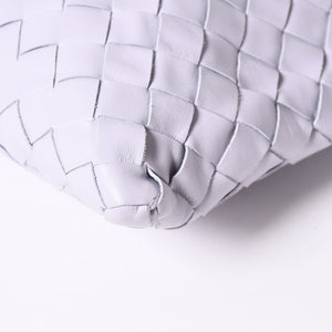 極美品 BOTTEGA VENETA ボッテガヴェネタ スモール ホップ イントレチャート ワンショルダーバッグ レザー パープル 中古 4a006399
