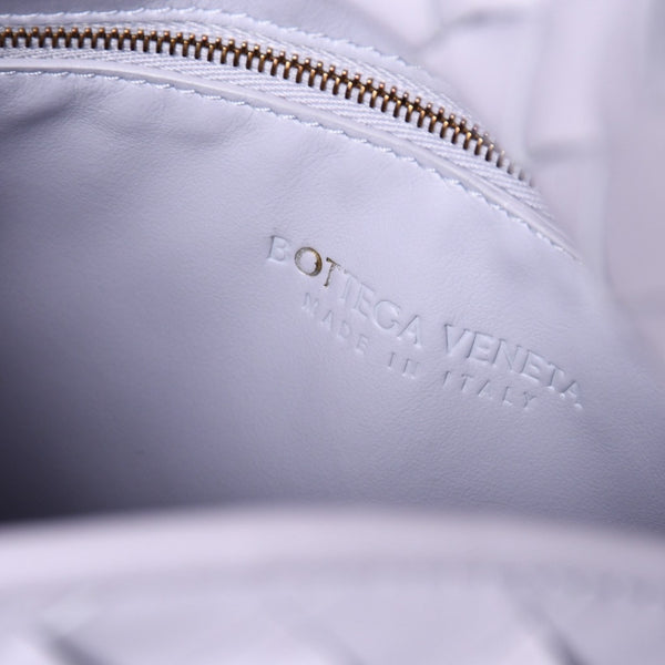 極美品 BOTTEGA VENETA ボッテガヴェネタ スモール ホップ イントレチャート ワンショルダーバッグ レザー パープル 中古 4a006399