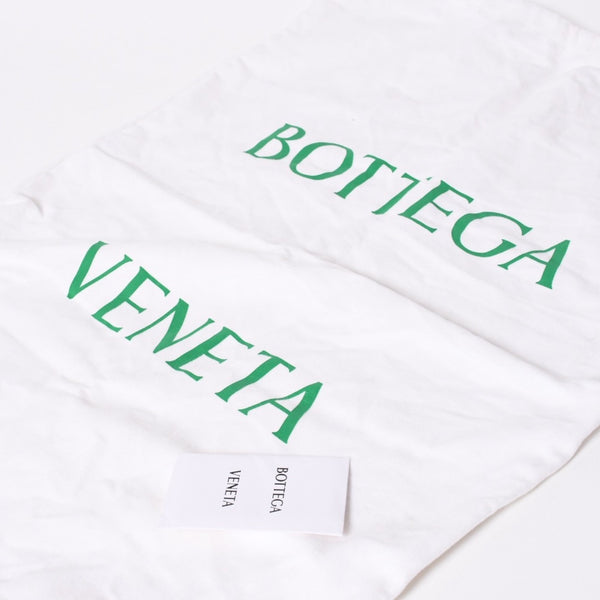 極美品 BOTTEGA VENETA ボッテガヴェネタ スモール ホップ イントレチャート ワンショルダーバッグ レザー パープル 中古 4a006399