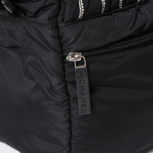 極美品 CHANEL シャネル スポーツライン ナイロン メッセンジャーバッグ A32807 キルティング 10番台 ブラック ココマーク 中古 4a006584