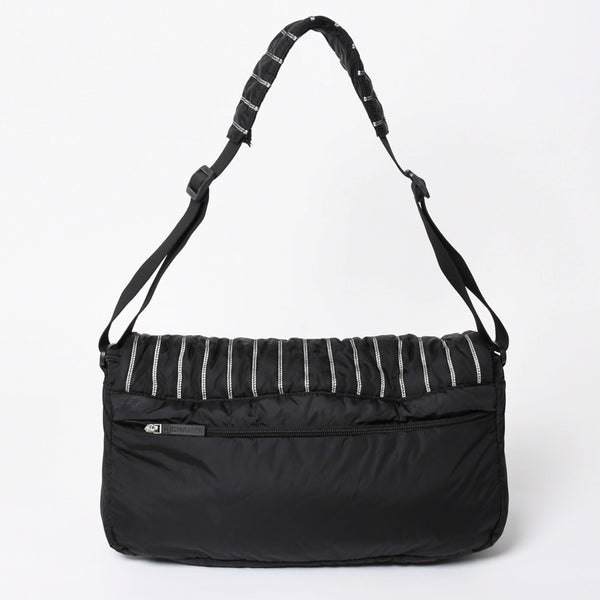 極美品 CHANEL シャネル スポーツライン ナイロン メッセンジャーバッグ A32807 キルティング 10番台 ブラック ココマーク 中古 4a006584