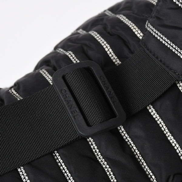 極美品 CHANEL シャネル スポーツライン ナイロン メッセンジャーバッグ A32807 キルティング 10番台 ブラック ココマーク 中古 4a006584