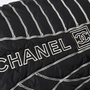 極美品 CHANEL シャネル スポーツライン ナイロン メッセンジャーバッグ A32807 キルティング 10番台 ブラック ココマーク 中古 4a006584