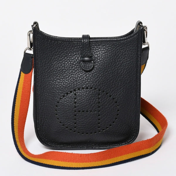 極美品 HERMES エルメス EVELYNE TPM エヴリン TPM ショルダーバッグ T刻印 トリヨンクレマンス ブラック 2015年製 シルバー金具 中古 4a006777