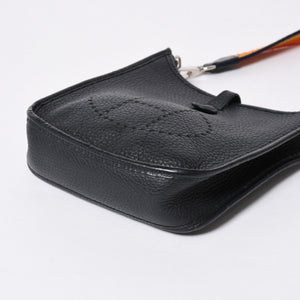 極美品 HERMES エルメス EVELYNE TPM エヴリン TPM ショルダーバッグ T刻印 トリヨンクレマンス ブラック 2015年製 シルバー金具 中古 4a006777