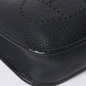 極美品 HERMES エルメス EVELYNE TPM エヴリン TPM ショルダーバッグ T刻印 トリヨンクレマンス ブラック 2015年製 シルバー金具 中古 4a006777