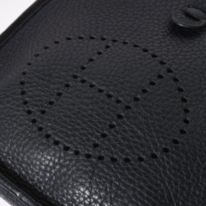 極美品 HERMES エルメス EVELYNE TPM エヴリン TPM ショルダーバッグ T刻印 トリヨンクレマンス ブラック 2015年製 シルバー金具 中古 4a006777