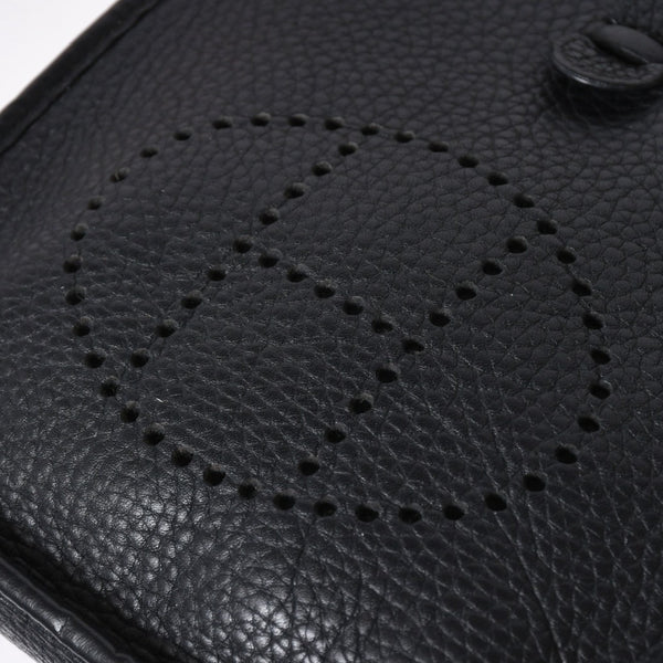 極美品 HERMES エルメス EVELYNE TPM エヴリン TPM ショルダーバッグ T刻印 トリヨンクレマンス ブラック 2015年製 シルバー金具 中古 4a006777