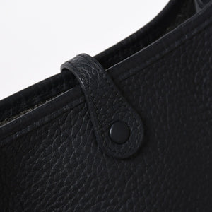 極美品 HERMES エルメス EVELYNE TPM エヴリン TPM ショルダーバッグ T刻印 トリヨンクレマンス ブラック 2015年製 シルバー金具 中古 4a006777