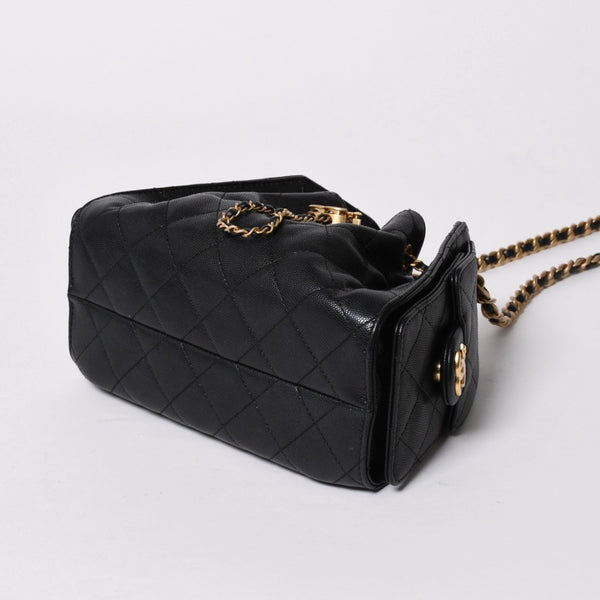 極美品 CHANEL シャネル シャネル25 ミニ ハンドバッグ AS5631 ランダム番台 ココマーク キャビアスキン ブラック ゴールド金具 中古 4a006590