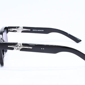 極美品 Gentle Monster ジェントル モンスター FATA 度入りメガネ アイウェア サイズ51□23-145 ブラック 中古 4a006730