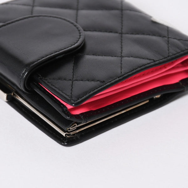 極美品 CHANEL シャネル カンボンライン 二つ折り財布 A26720 9番台 ココマーク カーフスキン がま口 ブラック シルバー金具 中古 4a006607