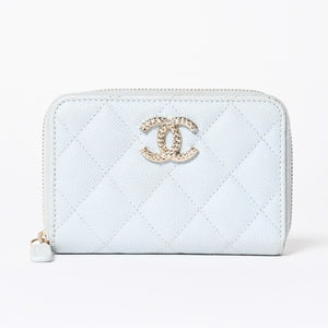 CHANEL シャネル ラウンドジップ ウォレット 財布 ランダム番台 ココマーク キャビアスキン ライトブルー ゴールド金具 美品 中古 4a006610