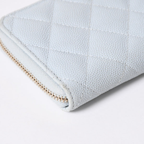 CHANEL シャネル ラウンドジップ ウォレット 財布 ランダム番台 ココマーク キャビアスキン ライトブルー ゴールド金具 美品 中古 4a006610