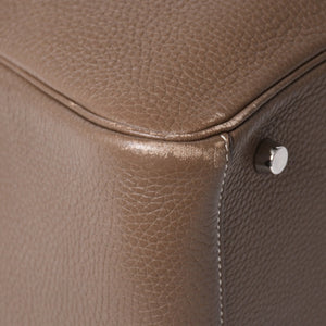 HERMES エルメス 2WAYバッグ リンディ30 エトゥープ A刻印 トリヨンクレマンスシルバー金具 美品 中古 4a006656