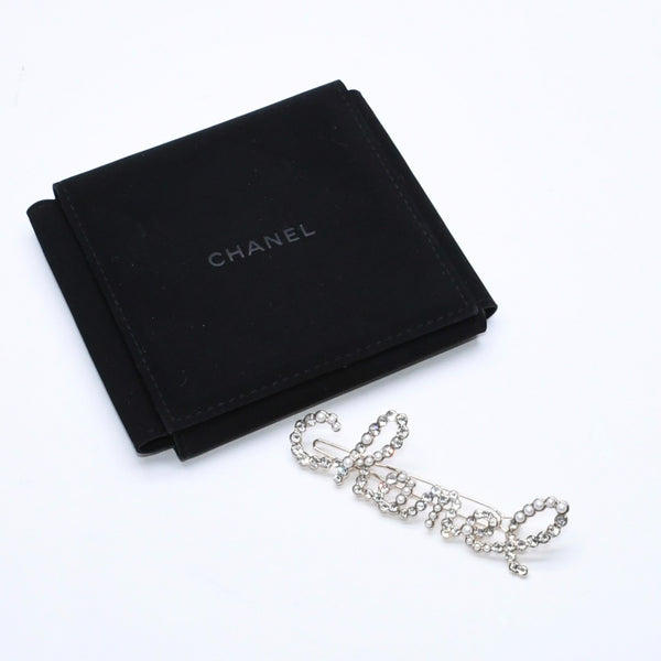 新品同様品 CHANEL シャネル バレッタ ロゴ GP ラインストーン フェイクパール シャンパンゴールド B19K刻印 AB2850 中古 4a006572
