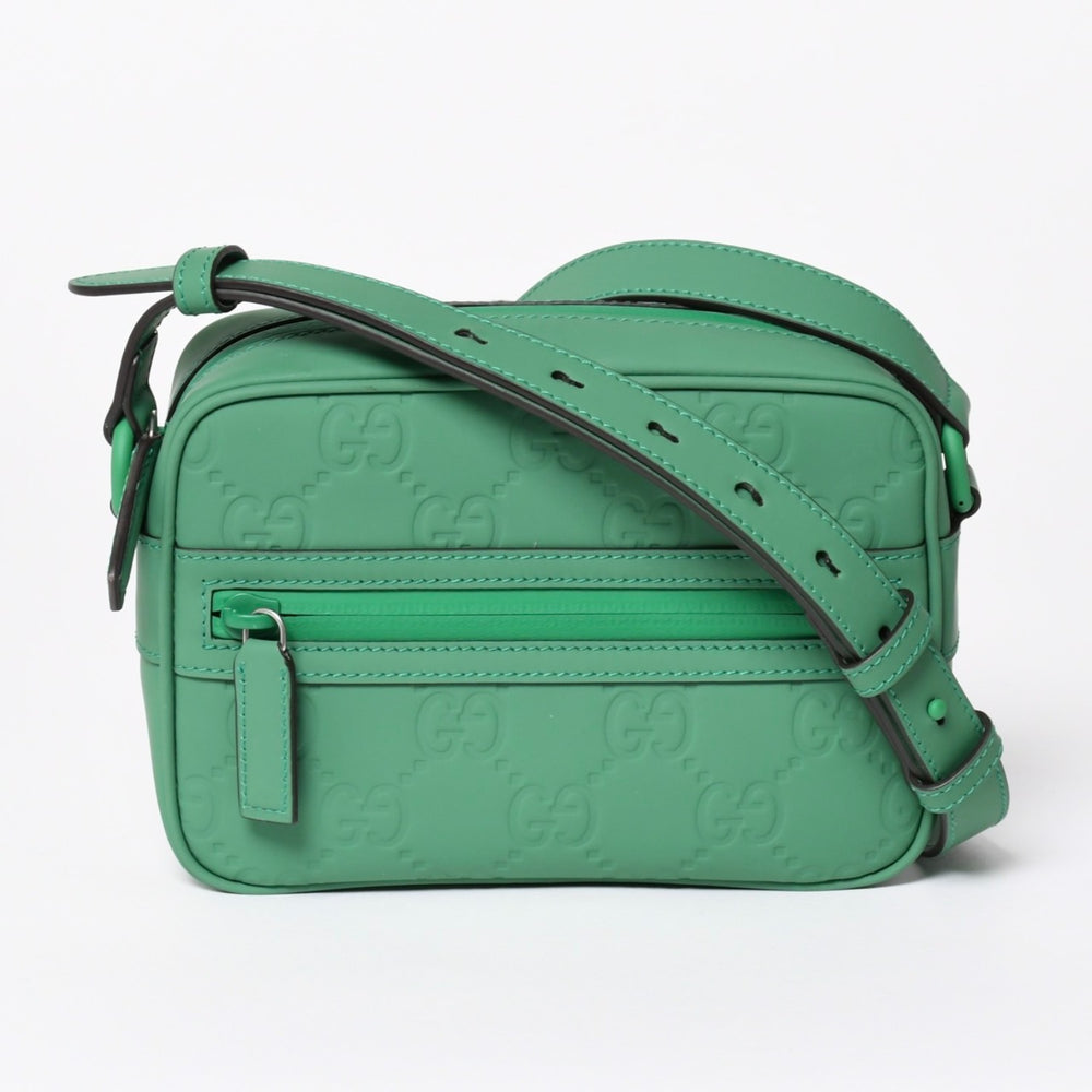 新品同様品 GUCCI グッチ ショルダーバッグ GGラバーエフェクト ミニ ショルダーバッグ ラバーグリーン グリーン 771321 中古 4a006672