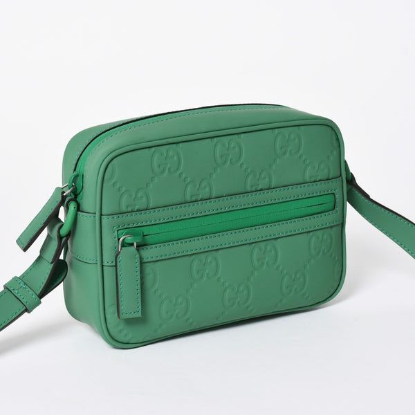 新品同様品 GUCCI グッチ ショルダーバッグ GGラバーエフェクト ミニ ショルダーバッグ ラバーグリーン グリーン 771321 中古 4a006672