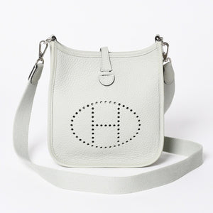 新品同様 HERMES エルメス エヴリンTPM ショルダーバッグ B刻印 トリヨンクレマンス グリネヴェ シルバー金具 中古 4a006667