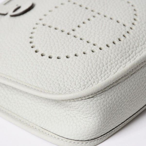 新品同様 HERMES エルメス エヴリンTPM ショルダーバッグ B刻印 トリヨンクレマンス グリネヴェ シルバー金具 中古 4a006667