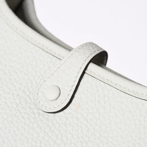 新品同様 HERMES エルメス エヴリンTPM ショルダーバッグ B刻印 トリヨンクレマンス グリネヴェ シルバー金具 中古 4a006667