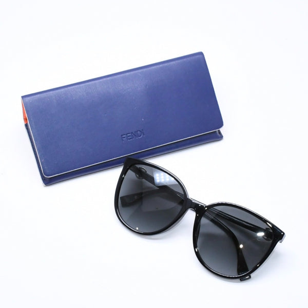 極美品 FENDI フェンディ サングラス アイウェア FF 0310 サイズ58◻︎17 145 ブラック シルバー金具 中古 4a006695