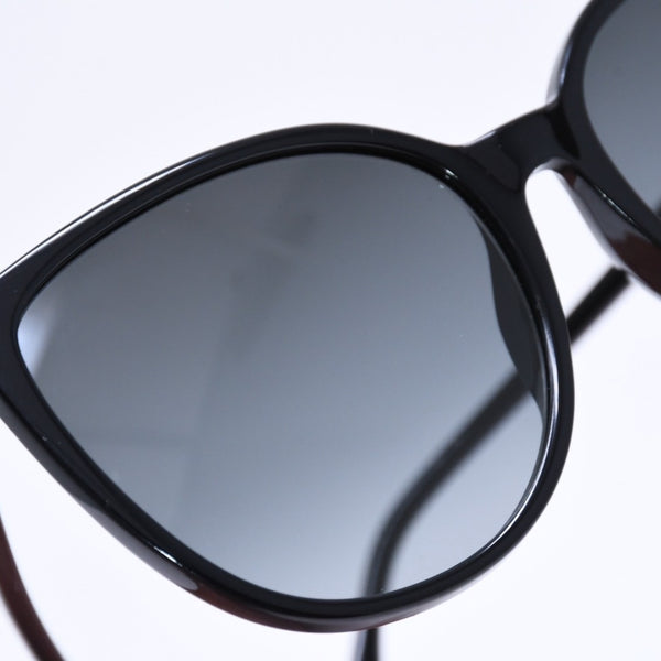 極美品 FENDI フェンディ サングラス アイウェア FF 0310 サイズ58◻︎17 145 ブラック シルバー金具 中古 4a006695