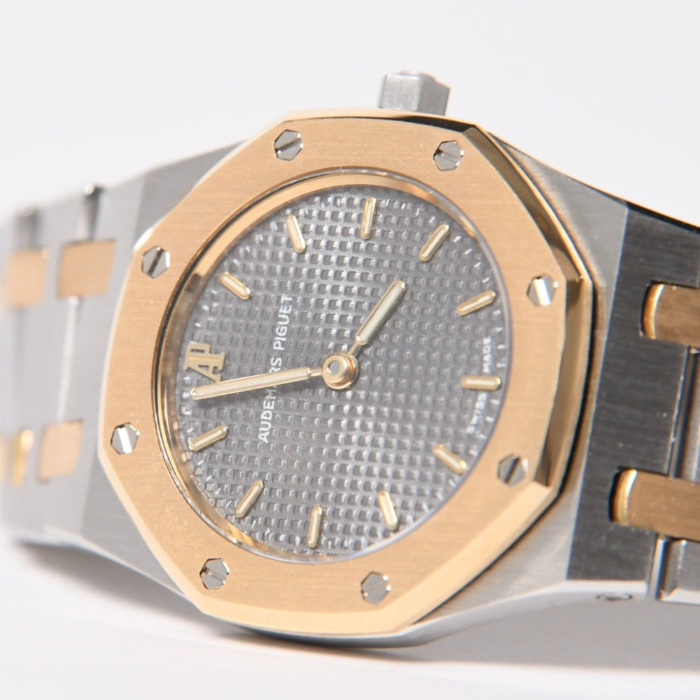 AUDEMARS PIGUET オーデマ ピゲ ロイヤルオーク レディ 25mm 腕時計 66339SA.OO.0722SA.01 YG SS 重量53.74g グレー文字盤 美品 中古 4a006715