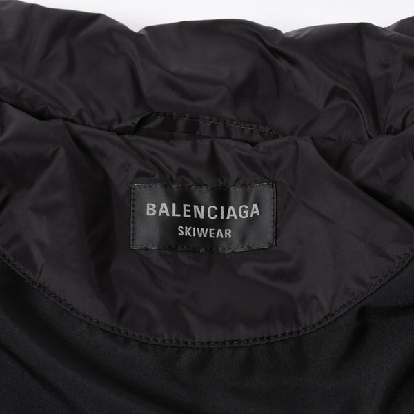 新品同様品 BALENCIAGA バレンシアガ 3B Sports Icon パーファージャケット スキーウェア 2023AW ブラック 773985 TP039 サイズ46 中古 4a006863