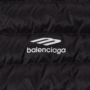 新品同様品 BALENCIAGA バレンシアガ 3B Sports Icon パーファージャケット スキーウェア 2023AW ブラック 773985 TP039 サイズ46 中古 4a006863