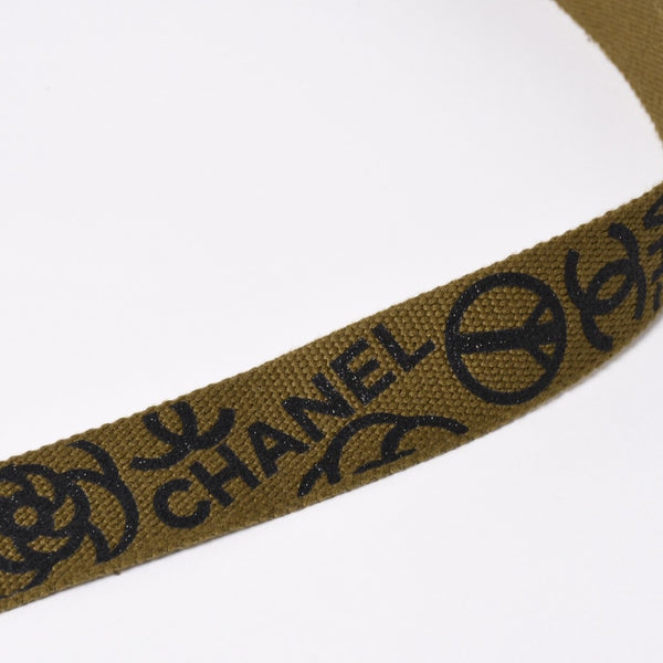 極美品 CHANEL シャネル エンブロイダリー ショルダーバッグ A92790 20番台 グラフィティ ココマーク カーキ マルチカラー 中古 4a006743