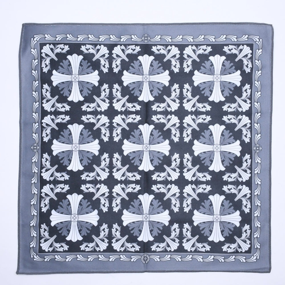 新品未使用 CHROME HEARTS クロムハーツ メガネ拭き アイウェアクロス CHプラス クロスボール ブラック ホワイト グレー 総柄 中古 4a006737
