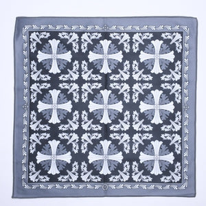 新品未使用 CHROME HEARTS クロムハーツ メガネ拭き アイウェアクロス CHプラス クロスボール ブラック ホワイト グレー 総柄 中古 4a006737
